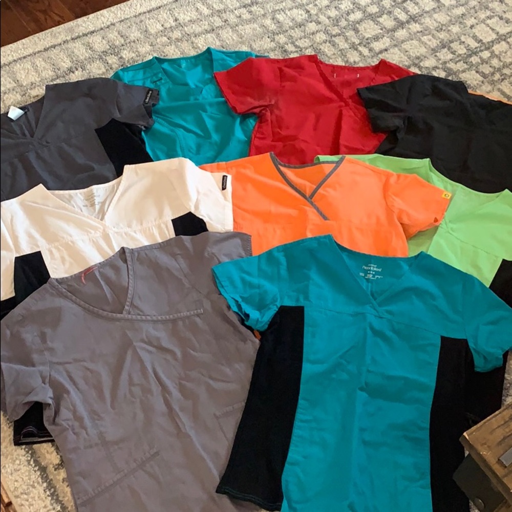 Scrub tops Flexibles, Dickies All 7 one price
